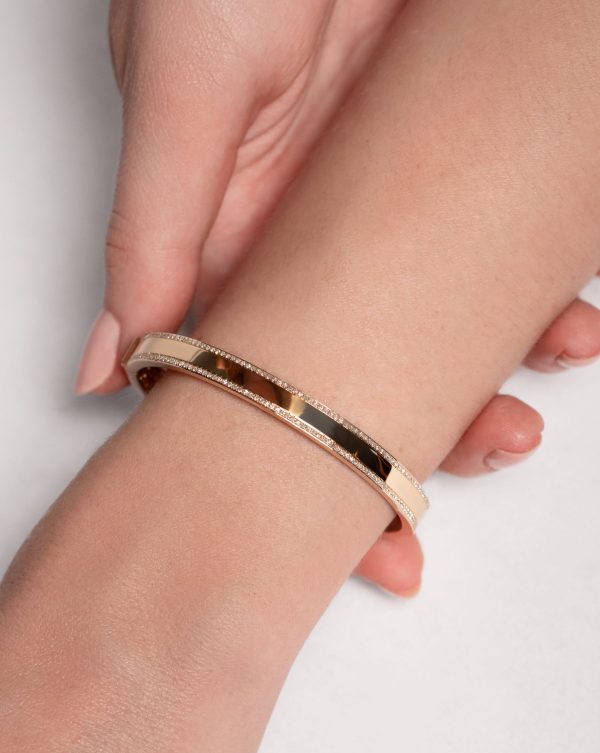 Diamond Border Bangle Online now